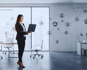 Externalizare HR vs HR intern: care este alegerea potrivită pentru business-ul tau